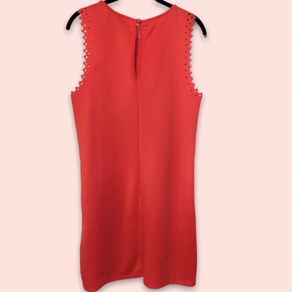 Romeo & Juliet Couture fabulous dress